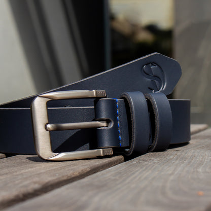 Black leather belt with gun steel buckle