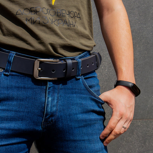 Dark blue leather belt with gun steel buckle