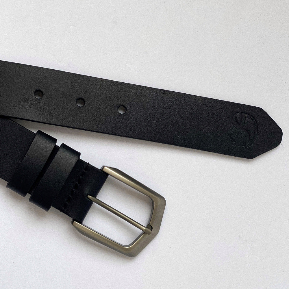 Black leather belt with gun steel buckle